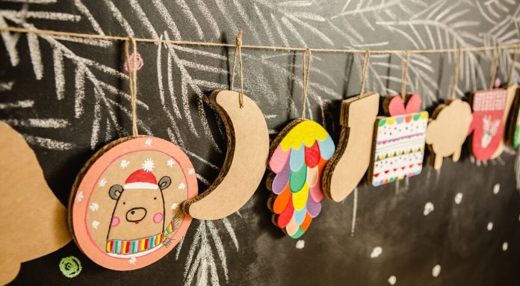 Ideas de adornos y decoración con cartón ondulado para estas fiestas