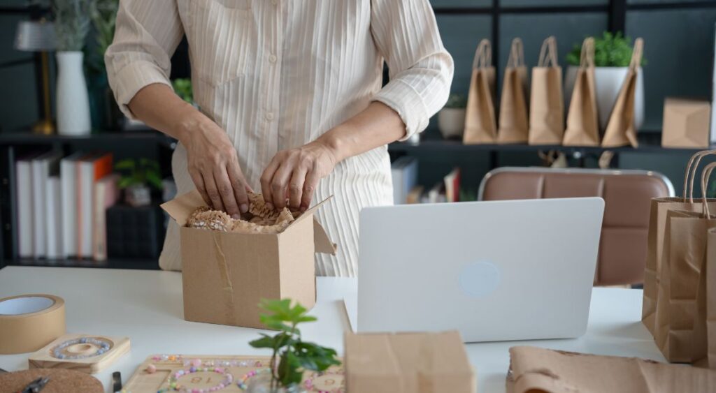 Embalaje Black Friday 2025: cómo preparar tu negocio para picos de venta sin exceder costos